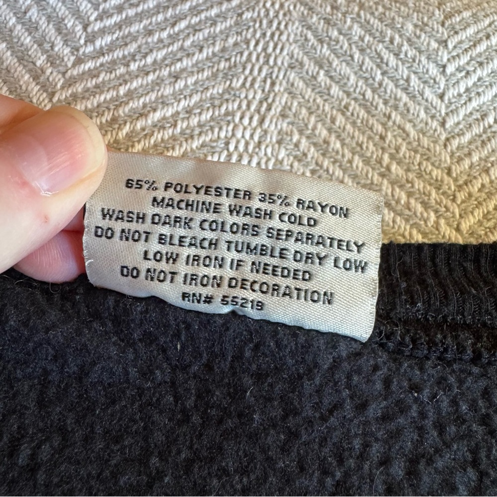 Taylor Swift‎ Taylor's Version Black Crewneck Sweatshirt, Size L - Picture 6 of 10